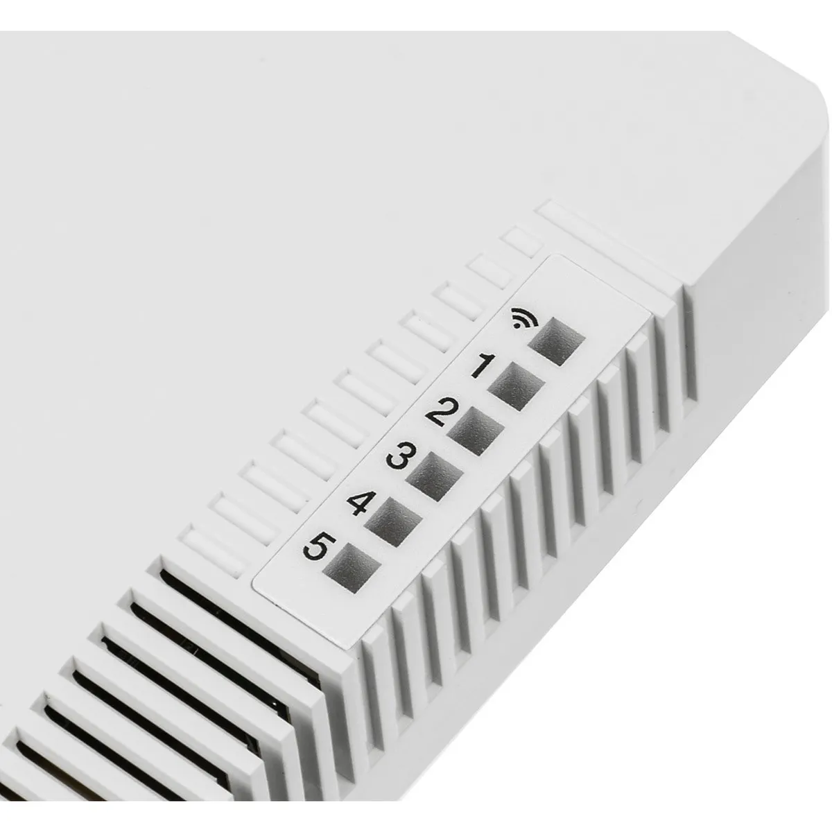 Маршрутизатор MikroTik RouterBOARD RB951Ui-2HnD, 5×100 Мбит/с, Wi-Fi 2.4 ГГц, PoE