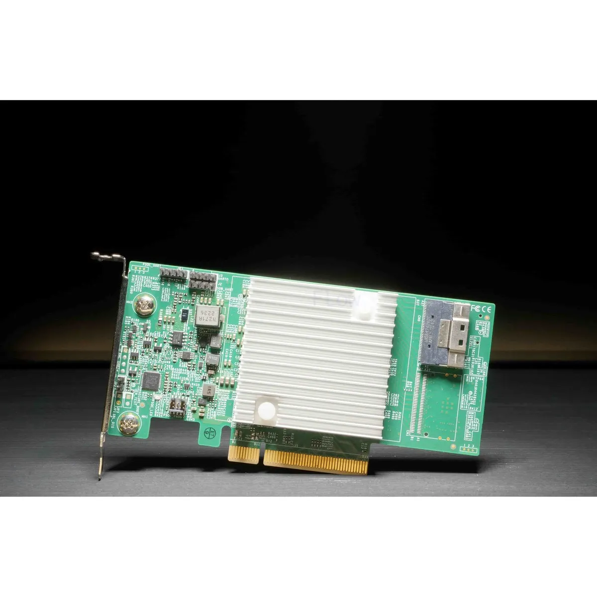 HBA-адаптер Supermicro AOC-S3808L-L8IT, 8 портов SAS/SATA/NVMe, 12 Гбит/с, PCIe 4.0, SlimSAS x8